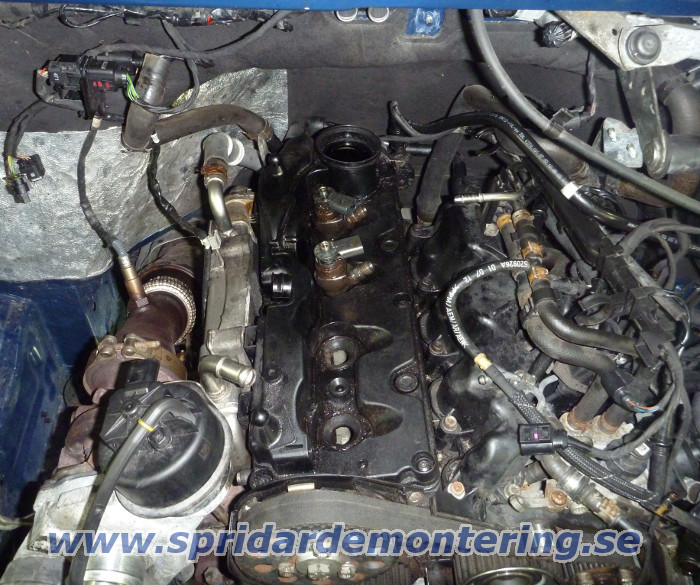 En skadad spridare tas ut ur Volkswagen Crafter
                med 2.0 TDI motor