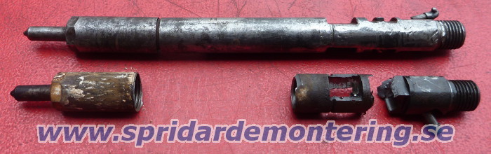 En svetsad spridare tas ut ur Ssangyong Kyron
                med 2.0 XDi motor