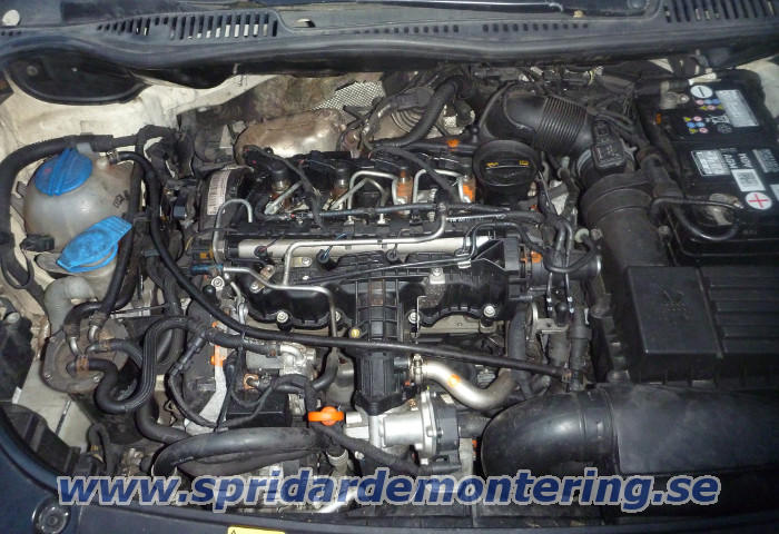 En skadad spridare tas ut ur Volkswagen med 1.6
                TDI motor